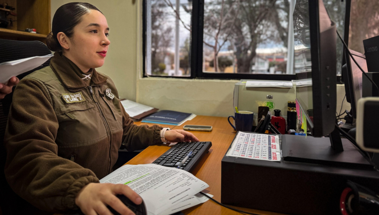 /carabineros-de-chile-llama-a-curso-cabo-2do-de-secretaria