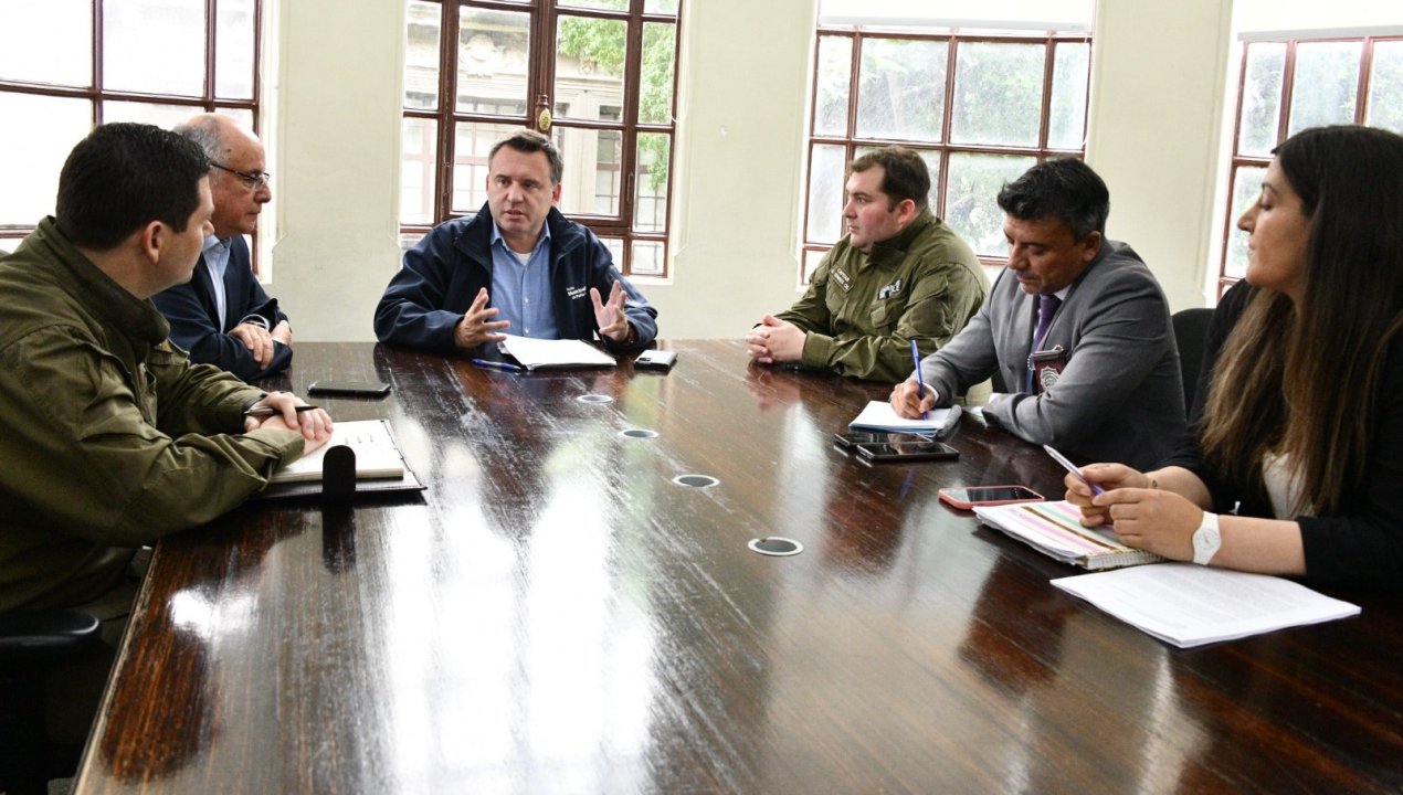 /municipio-pdi-y-carabineros-acuerdan-plan-de-fiscalizacion-contra-fiestas