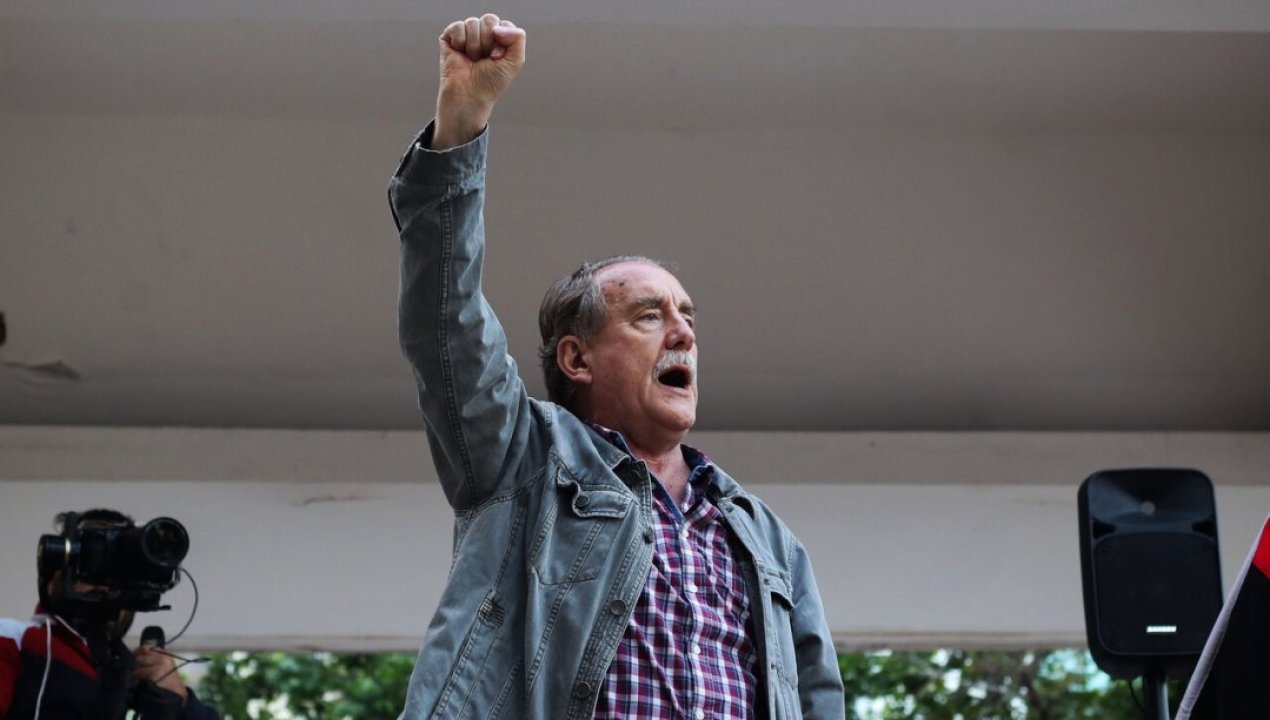 /actualidad/programa-de-eduardo-artes-incluye-leche-para-ninos-y-castigo-extremo-a